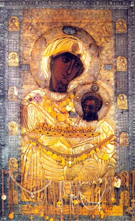 Старинные церковные иконы Иверской Божией Матери